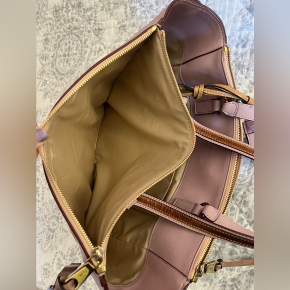 Chloe’ Leather Tote with Coin Pouch - Picture 3 of 9